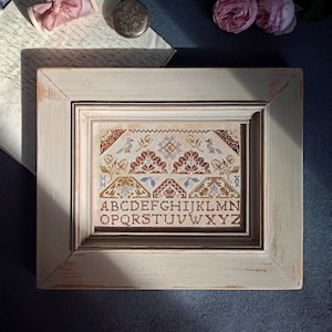 Quaker White flowers - Primitive Cross stitch pattern PDF by Stitches Through The Years