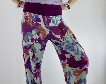 Abstract Painting sweaterknit - Go With The Flow pants