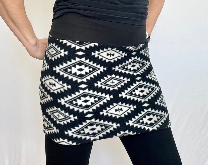 Aztec Beauty Fleece Ski Bum - over-skirt for leggings