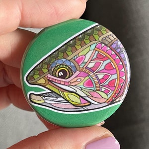 Rainbow Trout on Kelly Green Collector Pin Fishing Pinback Button or Magnet