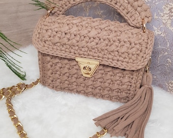 Handmade Beige Crochet Tote Bag | T-Shirt Yarn Shoulder Purse | Eco-Friendly Handbag