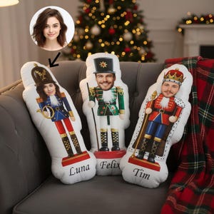 Individuelles Nussknacker Kissen | Kundenspezifisches Foto-Gesichtskissen | Weihnachtsnussknacker Geschenk für Familie | Weihnachtskissen | Weihnachtsdekoration