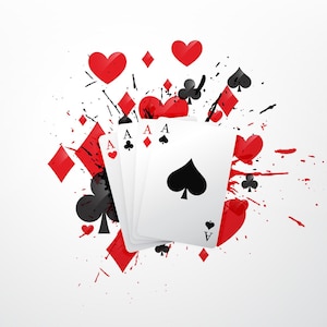 Può includere: Illustrazione artistica di carte da gioco, con quattro assi dei semi di cuori, quadri, fiori e picche. Schizzi di vernice rossa e nera e simboli di carte sono sparsi su uno sfondo bianco.