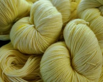 Lemon Cream - Cashmere MCN Sock/Fingering Weight - Hand-Dyed Yarn - 80/10/10 Superwash Merino Wool/Cashmere/Nylon