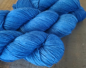 Azul - Cashmere MCN Sock/Fingering Weight - Hand-Dyed Yarn - 80/10/10 Superwash Merino Wool/Cashmere/Nylon