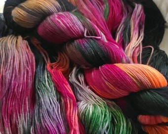 Dreamer - Peso calzino/diteggiatura - Filato tinto a mano - Lana Merino Superwash/Nylon