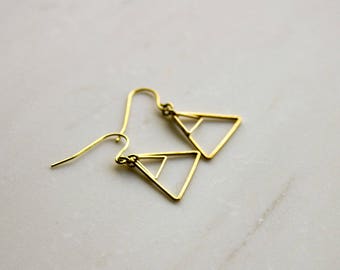 Gold triangle earrings, Geometric triangle earrings, Gold earrings, modern drop earrings, Gift for her, gift for wife, bridesmaid earrings