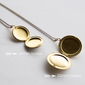 Photo Locket Gift, Personalized Christmas gift, Simple Gold Locket with Photo, gift for mom wife, personalized locket image 2