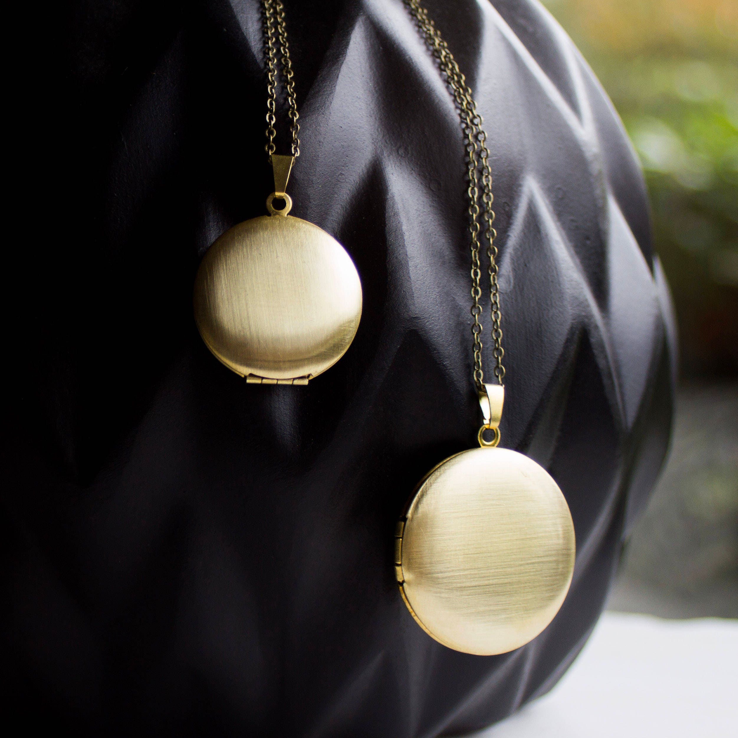 Simple Gold Locket Choose One Brass Locket Personalized Etsy Canada