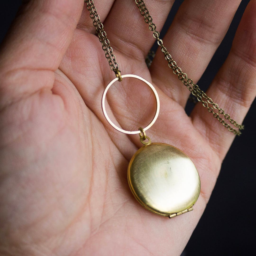 Simple Gold Locket, Circle and Locket Necklace, Keepsake Locket