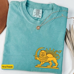 Persian Lion And Sun Sword Emblem Shirt Vintage Royal Warrior Symbol Tee Minimal Heraldic Lion Graphic T Shirt