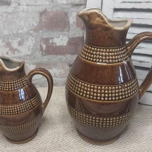 Vintage Poterie Renault aardewerken kannen – Franse landelijke keukendecoratie