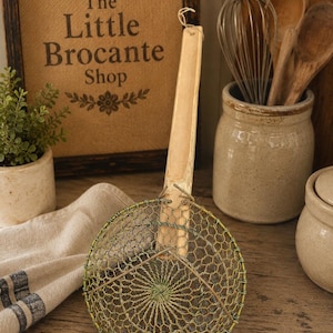 Vintage Bamboo Handled Wire Skimmer, Spiderweb Design, Farmhouse Kitchen Decor