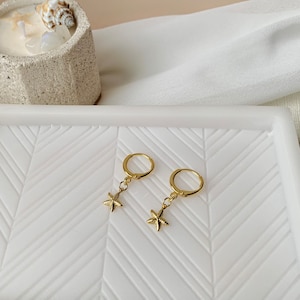 STARFISH HUGGIE HOOP Earrings | gold starfish earrings | coastal jewelry | beachy jewelry | sea star huggie | dainty huggies | coastal chic