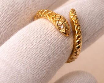 Gold Snake Ring: Adjustable Waterproof Serpent Jewelry