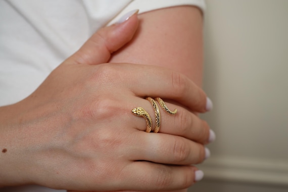 18K Gold Snake Ring: Adjustable Gemstone Eyes