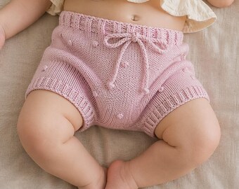 Handgestrickte Baby Bloomers in Blush Pink | Baumwolle Popcorn Shorts | 1–3 Monate