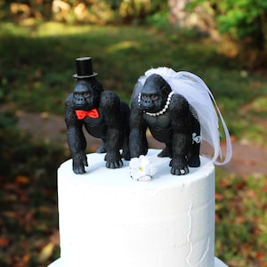 Gorilla-Wedding-Zoo wedding-Ape-Bride-Groom-Destination-Animal-Wildlife