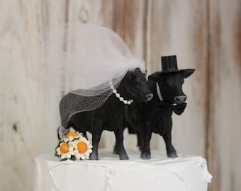 Angus-Cow taarttopper-Black Angus Cows-Barn bruidstaarttopper-diertaarttopper-boerderij koppels-bruid en bruidegom