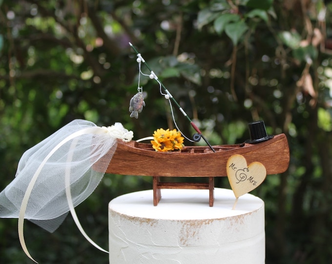 Fishing Wedding Cake Topper, Kayakbride and Groomsunflowersgrooms