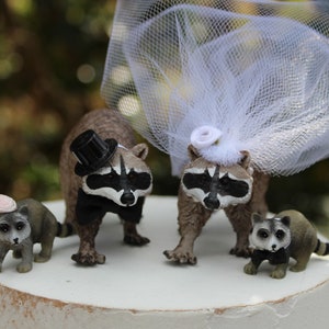 Raccoon Cake Topper-Family-Wedding-Animal-Unique-Coon-Bride-Groom-Woodland-Mr and Mrs-Pet-Unique