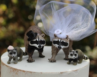 Raccoon Cake Topper-Family-Wedding-Animal-Unique-Coon-Bride-Groom-Woodland-Mr and Mrs-Pet-Unique