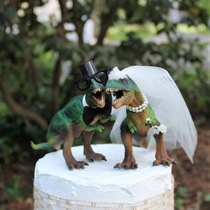 Dinosaur Wedding Cake Topper, T-Rex Cake Topper, Dinosaurs-Jurassic Park-Prehistoric Bride and Groom Animal Cake TopperWedding Topper