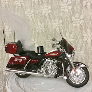 Motorcycle Cake Topper, 2013 Harley Davidson FLHTK Electra Glide Ultra Limited Wedding Cake Topper, Harley Cake Topper