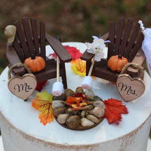 Topper per torta nuziale - Autunno - Sedie Adirondack - Zucche autunnali - Rustico - Topper per torta da 6"/Spiaggia - Sposa e sposo