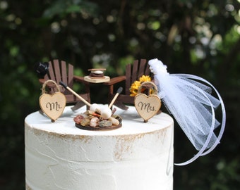 Wedding Cake Topper, Camping, Fire Pit, Marshmallows, Sunflowers, Rustic, 6&quot; Cake Topper, Beach-Bride-Groom-S mores