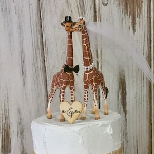 Giraffe Cake Topper, Giraffe Wedding Cake Topper, Animal Cake Topper, Animal Lover Cake Topper image 4