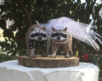 Raccoon Cake Topper, Wedding Cake Topper, Rustic Cake Topper, Bride and Groom Wedding Topper-Animal Cake Topper,