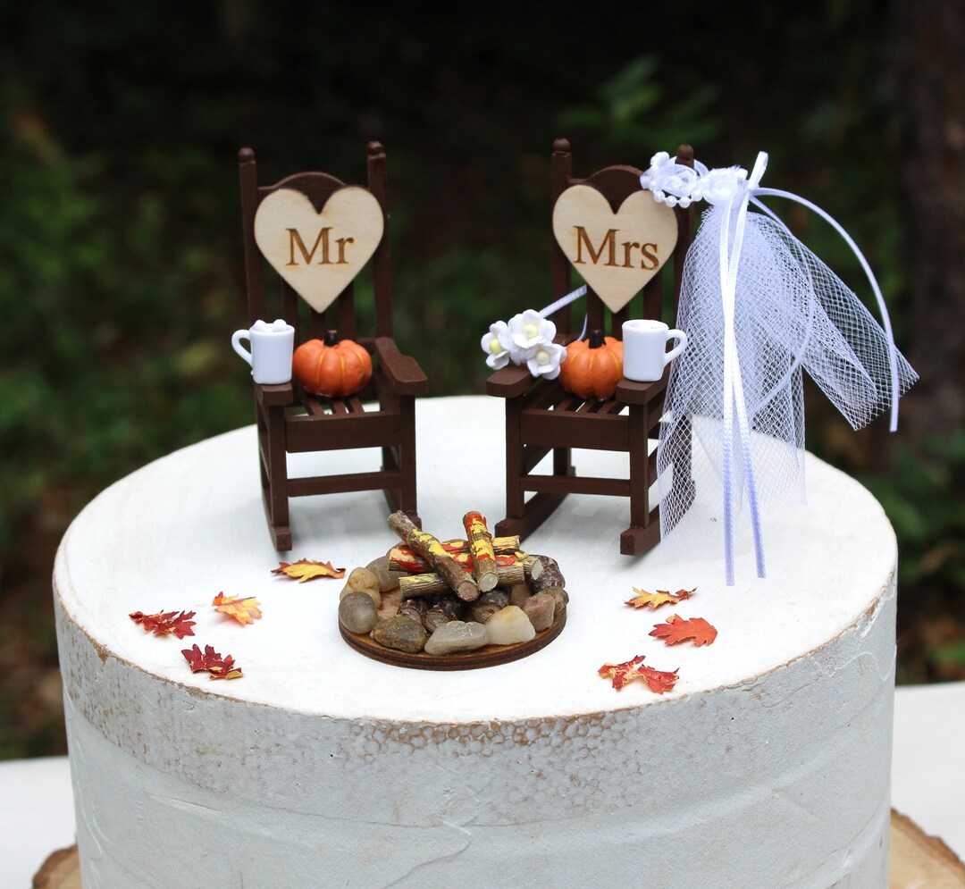 Fall-wedding-cake Topper-chairs-pumpkins-autumn-4