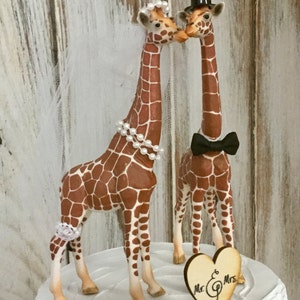 Giraffe Cake Topper, Giraffe Wedding Cake Topper, Animal Cake Topper, Animal Lover Cake Topper image 3