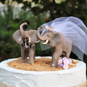 Elephant Wedding Cake Topper, Animal Cake Topper, Bride and Groom, Unique Cake Topper, Birthday Cake Topper, Animal-Safari-, Zoo Wedding