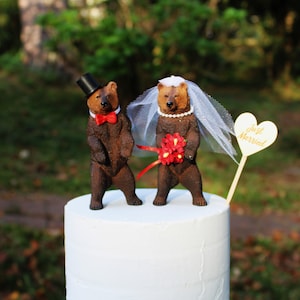 Bear-Grizzly-Wedding Cake Topper, Animal Cake Topper, Woodland, Rustic, Bride, Groom, Wildlife, Destination, Zoo
