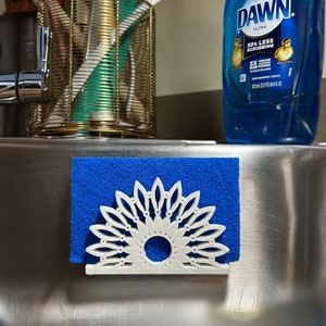 White Sponge Holder for Kitchen Sink with Suction Cups Scrubber Holder - 3D printed floral organizer