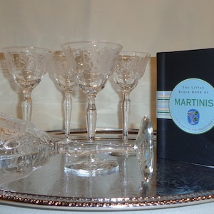 Vintage Glass Etched Optic Morgantown Milan Likör Martini Cocktailgläser (5) - 3 Unzen, Barwagen, Blumen, Craft Cocktail, langer Stiel