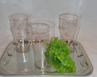 Vintage Glass  Etched Daisy Flat Tumbler Drinking Glasses (3)