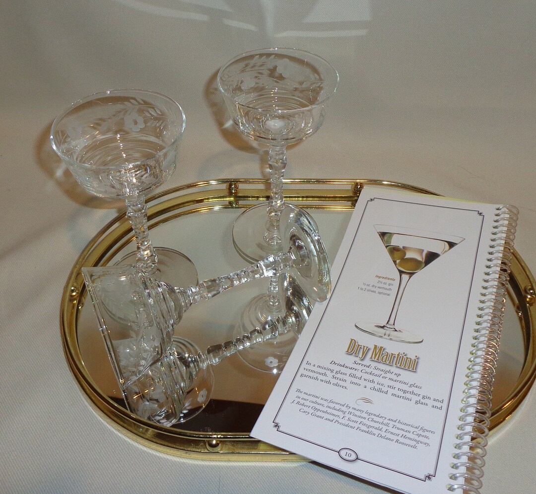 Vintage Glass Rock Sharpe Halifax Etched Martini Cocktail Glasses 3 3