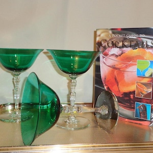 Vintage glazen Morgantown Georgische groene champagne cocktailglazen (3)-6 ounces, elegant, lange steel, op voet, 1931, stiegel