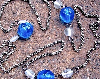 Vintage Ocean Blue Beaded Necklace - Recycled Silvertone Rollo Chain - Enchantment