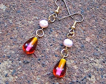 Vintage Glass Dangle Earrings – Teardrop Beads & Baroque Pearls