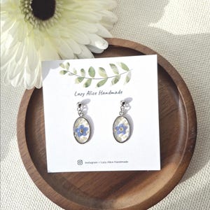Forget Me Not Flower Earrings, Dried Flower Resin Earrings