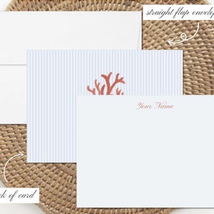 Set di cancelleria personalizzato Coral / Regalo per nonna costiera / Nancy Meyers Aesthetic / Set da 10, 30, 50 con buste