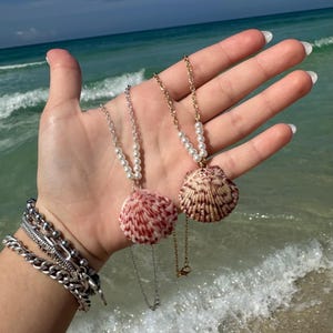 Big pink shell pearl necklace