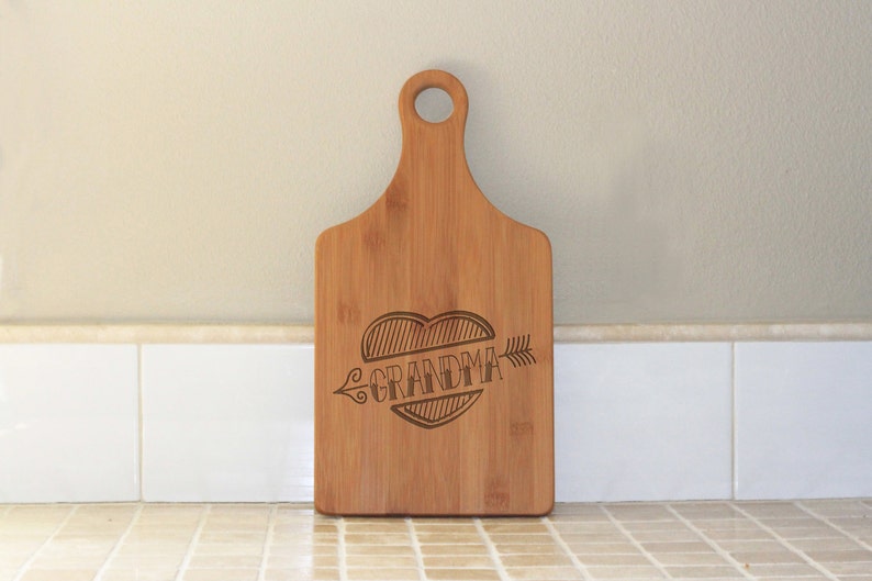 Custom Engraved Cutting Board Personalized Paddle Cutting Board Heart Arrow Valentine/'s Newlywed Anniversary Bamboo Wood --21063-PADB-001
