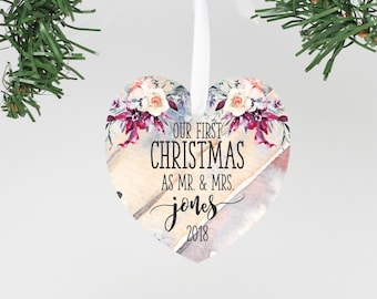 Personalized Family Christmas Ornament, Family Customized Christmas Ornament, Personalized Heart Family Christmas Ornament, --24209-OR63-600
