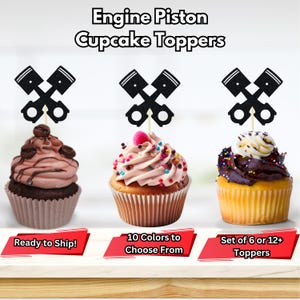 Könnte beinhalten: Satz schwarzer Cupcake-Topper in Form von Motor-Kolben. Die Topper sind auf Zahnstochern und bereit, auf Cupcakes platziert zu werden. Der Text "Ready to Ship!" befindet sich links, "10 Colors to Choose From" in der Mitte und "Set of 6 or 12+ Toppers" rechts.