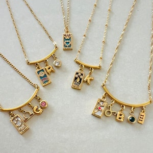 Collar de carta del tarot, collar de astrología en oro Pvd de 18 quilates, collar resistente al agua, collar de tarot, collar BFF, collar con dije personalizado.